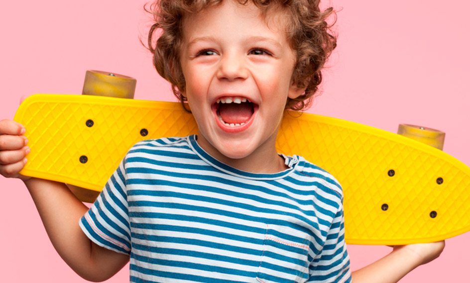 ¿Cuándo debemos acudir por primera vez con nuestros hijos al dentista?