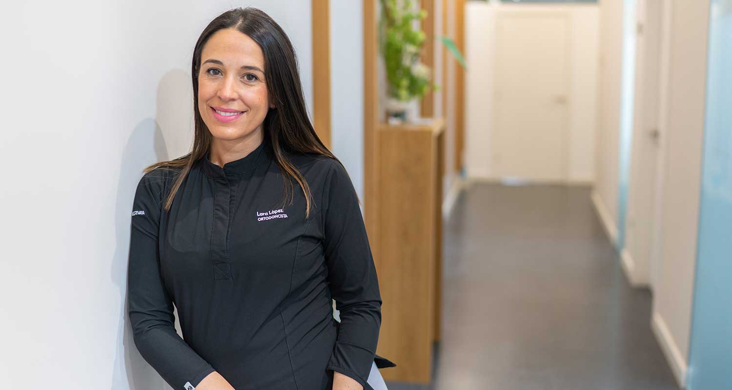 Dra. Lara Ortodoncias en Clínica Dental Suárez Rivaya
