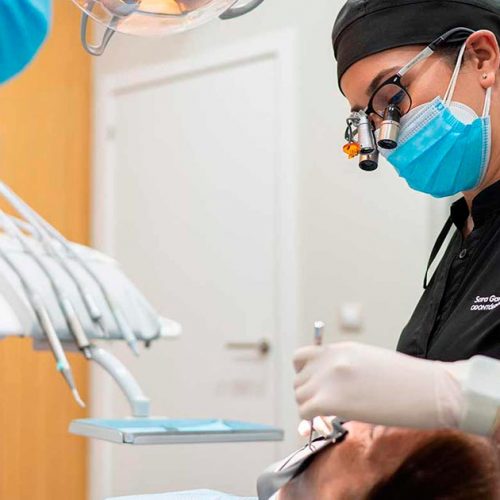 Cuáles son los mejores implantes dentales