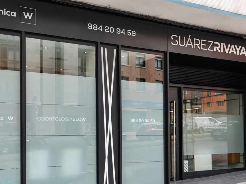 Fachada clínica dental en Avilés Fachada clínica dental en Avilés