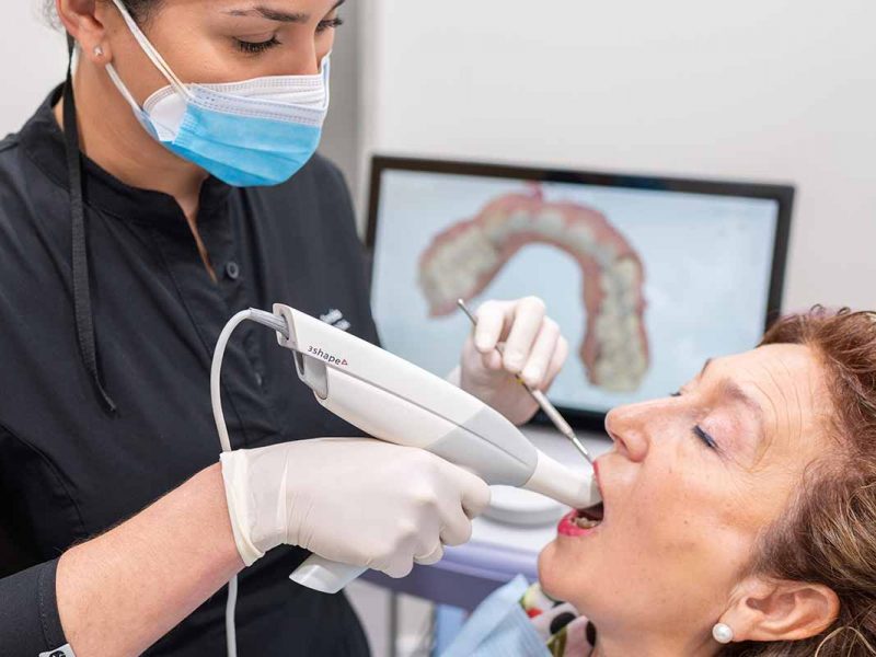 Tratamiento dental en Clínica Dental Suárez Rivaya